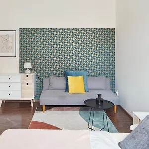 Apartment Modern Flat In Old Town By Days, Prague